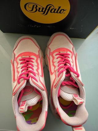 Zapatillas Buffalo Blancas y Rosas
