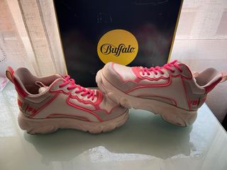 Zapatillas Buffalo Blancas y Rosas