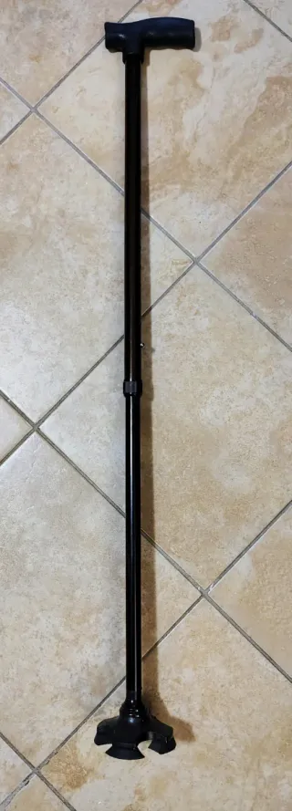 Bastone da passeggio in metallo nero