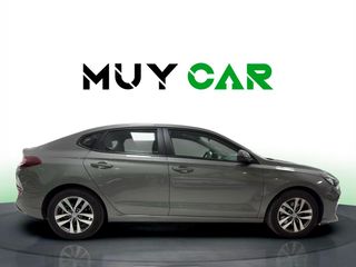 Hyundai i30 Fastback 1.0 TGDI Klass 88 kW (120 CV)