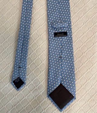 Corbata Façonnable azul con puntos blancos