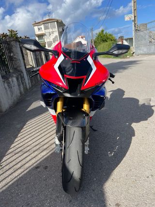 Honda CBR 1000 RR-R SP Fireblade 2021