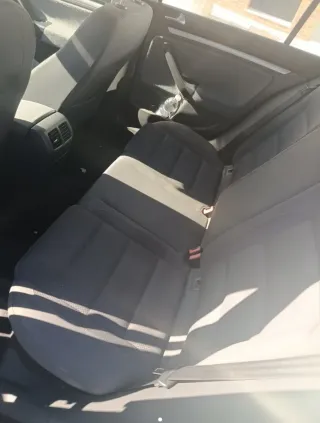 Volkswagen Golf 2004