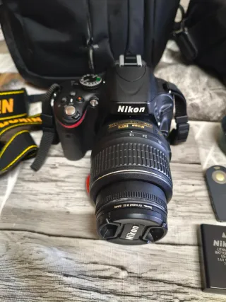 Cámara Nikon D5100 + Accesorios