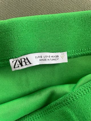 Minifalda verde drapeada