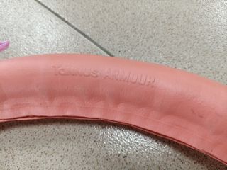 Protettore rosa per copertura bici MTB