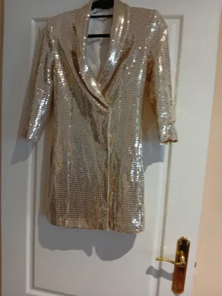 Chaqueta dorada lentejuelas