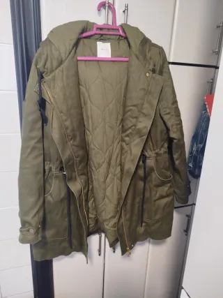 Abrigo verde militar acolchado