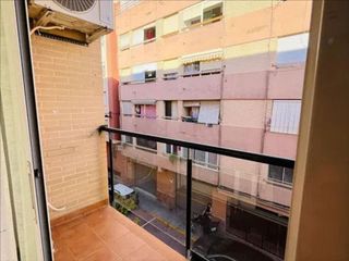 Piso en venta en Zona Calle Valencia en Torrent