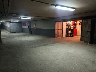 Garaje en venta en Elda