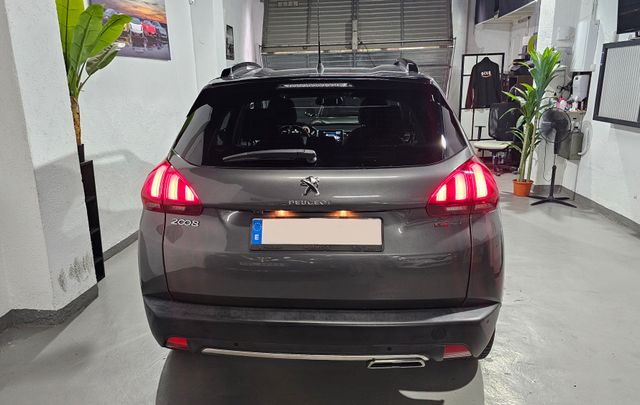 Peugeot 2008 GT Line PureTech 110 SS 6 Vel. MAN