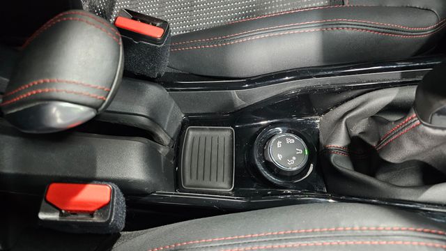 Peugeot 2008 GT Line PureTech 110 SS 6 Vel. MAN