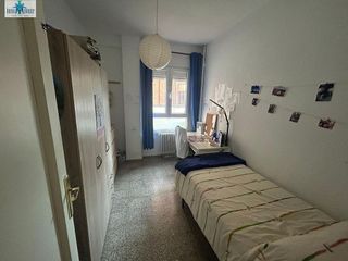 Piso en venta en Hospital - Parque sur en Albacete