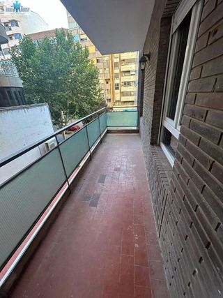 Piso en venta en Hospital - Parque sur en Albacete