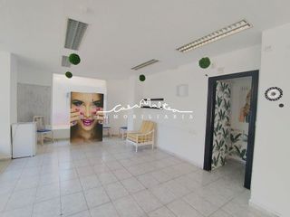 Local comercial en venta en Playa de Levante en Benidorm