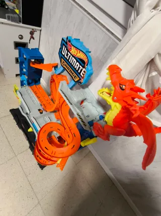 Pista Hot Wheels Garaje Dragón