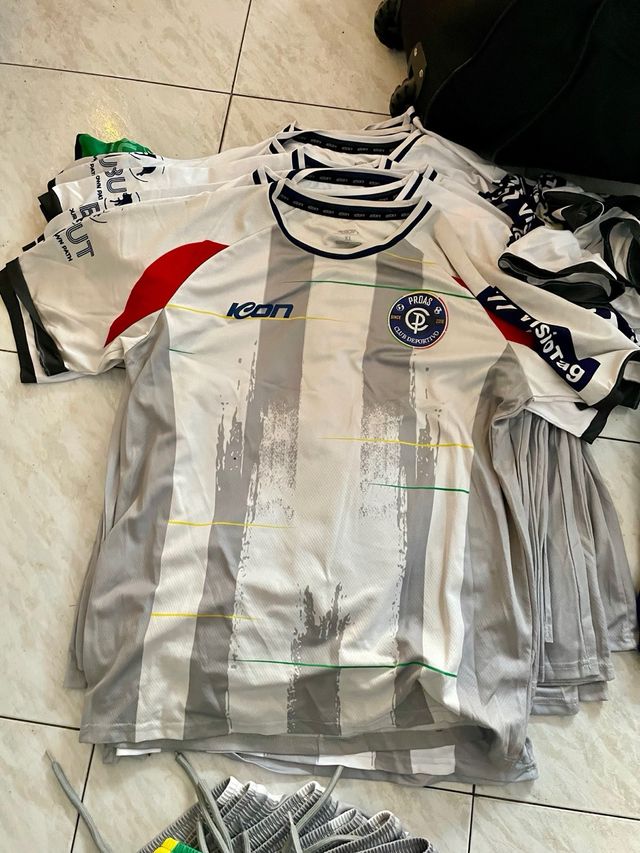 Camisetas de fútbol Adultos