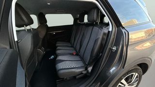 Peugeot 5008 BlueHDi 130 S&S Allure EAT8 96 kW (130 CV)