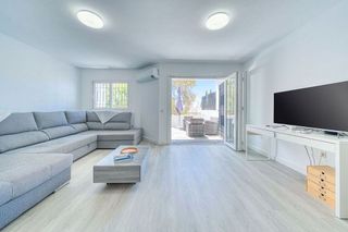 Casa adosada en venta en Los Naranjos - Las Brisas en Marbella