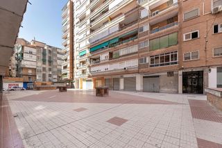 Piso en venta en Barrio de Zaidín en Granada
