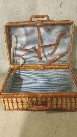 Cesto da picnic vintage anni '60