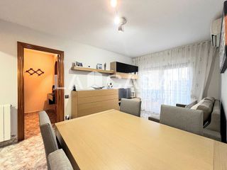 Piso en venta en Artigas - Llefià en Badalona