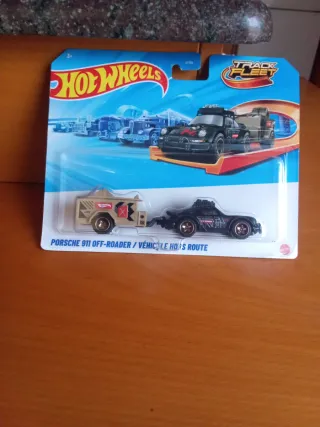 Hot Wheels Porsche 911 Off-Road / Vehículo