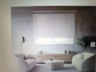 Tenda avvolgibile beige. Termica 5%.