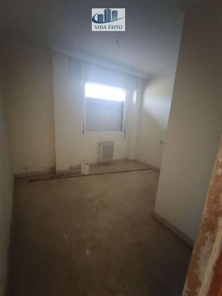 Chalet en venta en Linares