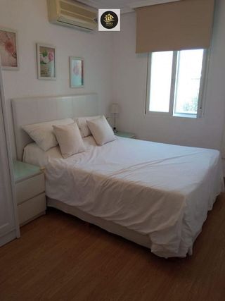 Piso en venta en Hospital en Jaén