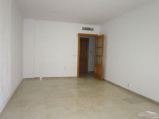 Piso en venta en Lucena