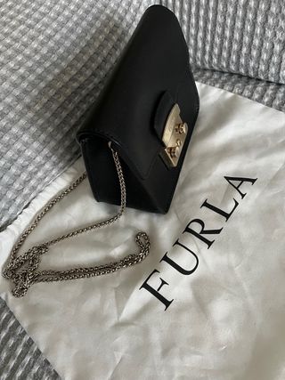 Bolso Furla Negro y Dorado