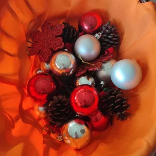 33 decorazioni Natale rosso e argento