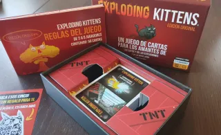 Exploding Kittens Juego de Cartas Original