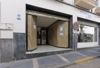 Local comercial en venta en Montefrío