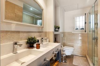 Piso en venta en Los Naranjos - Las Brisas en Marbella