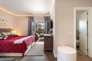 Piso en venta en Los Naranjos - Las Brisas en Marbella