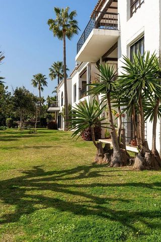 Piso en venta en Los Naranjos - Las Brisas en Marbella