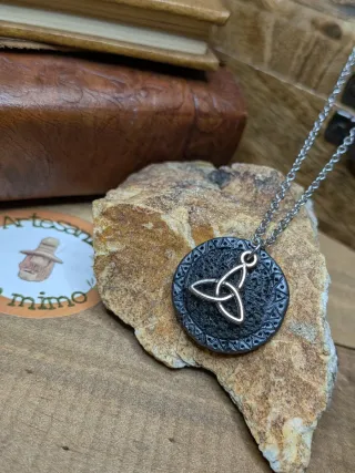 Colgante Amuleto Bruja Antigua