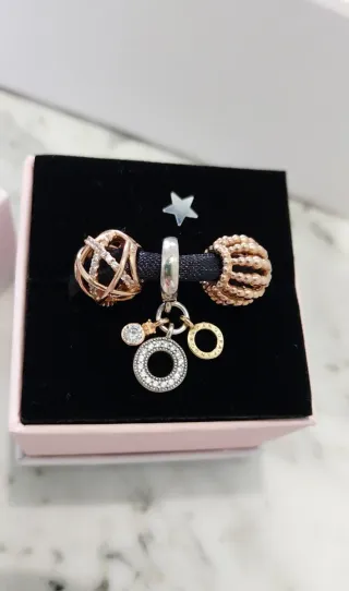 Pandora 3 Charms Set Oro y Plata