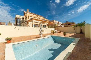 Chalet en venta en Nueva Torrevieja - Aguas Nuevas en Torrevieja