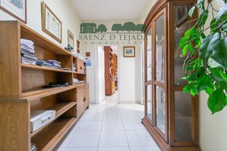 Oficina en venta en Encarnación - Regina en Sevilla