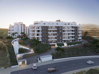 Piso en venta en El Faro de Calaburra - Chaparral en Mijas