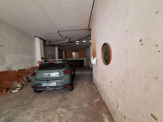 Local comercial en venta en Carcaixent