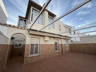 Casa adosada en venta en Núcleo Urbano en Chiclana de la Frontera