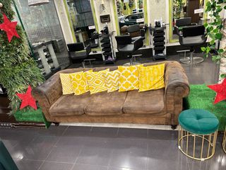 Divano Chesterfield Marrone in Pelle