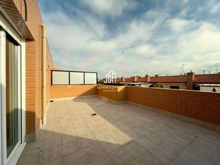 Piso en venta en Lardero