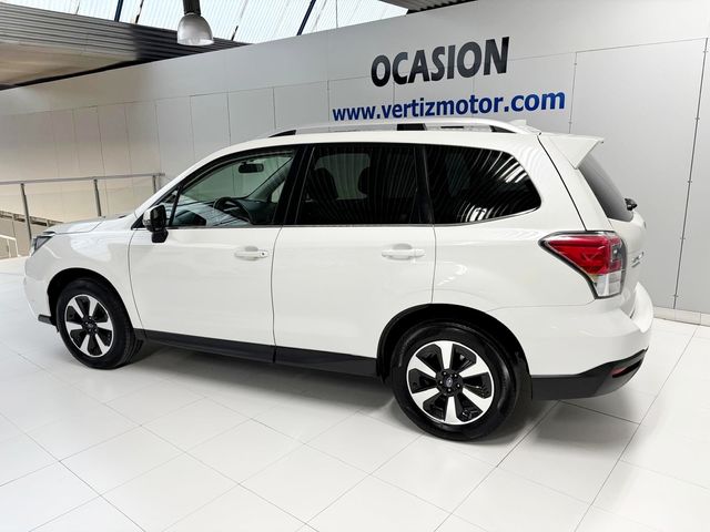 Subaru Forester 2.0 Lineartronic Executive