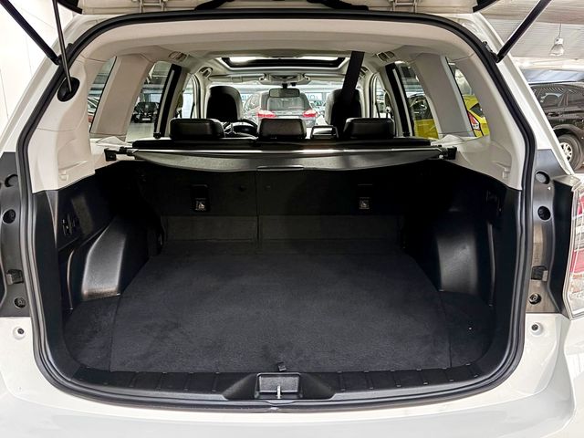 Subaru Forester 2.0 Lineartronic Executive