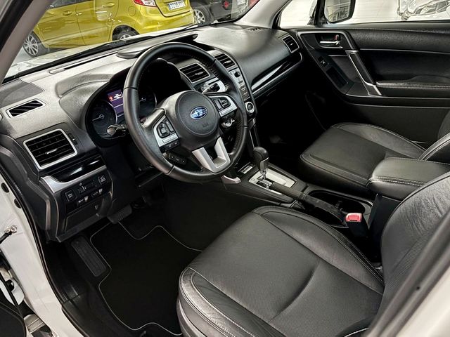 Subaru Forester 2.0 Lineartronic Executive